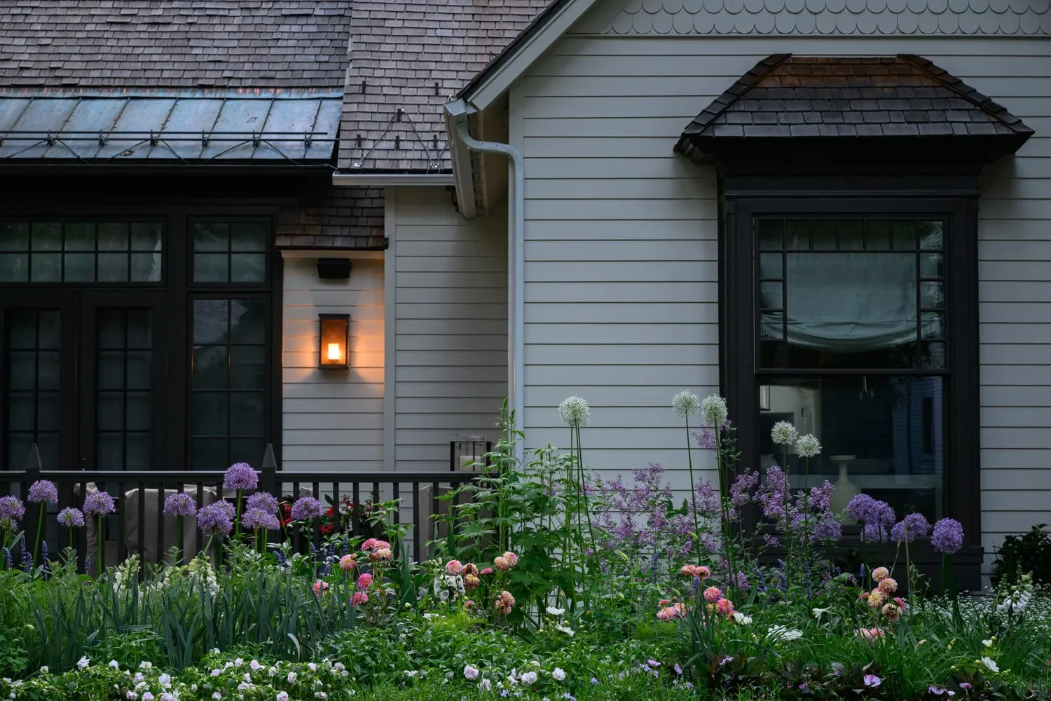 610 Hallam, image 1
